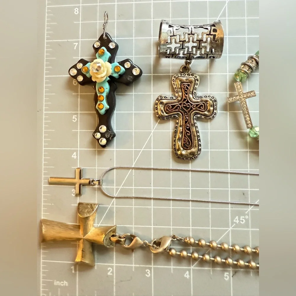 Vintage Christian Cross Jewelry Repurpose Lot - Picture 11 of 17